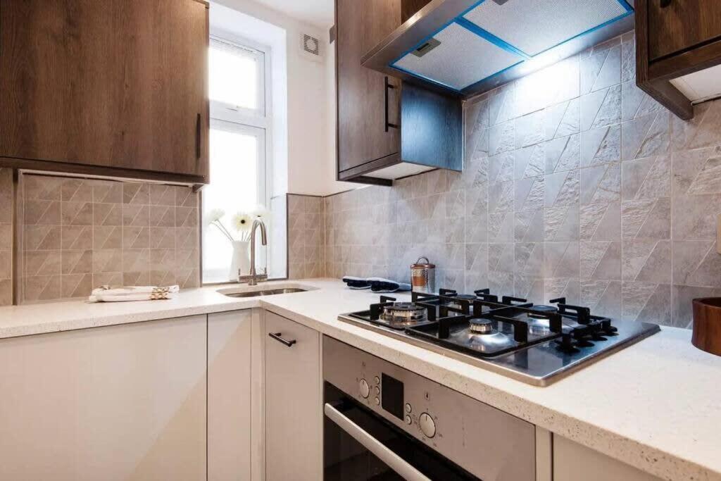 לונדון Cozy 1 Bedroom Apartment In Notting Hill מראה חיצוני תמונה